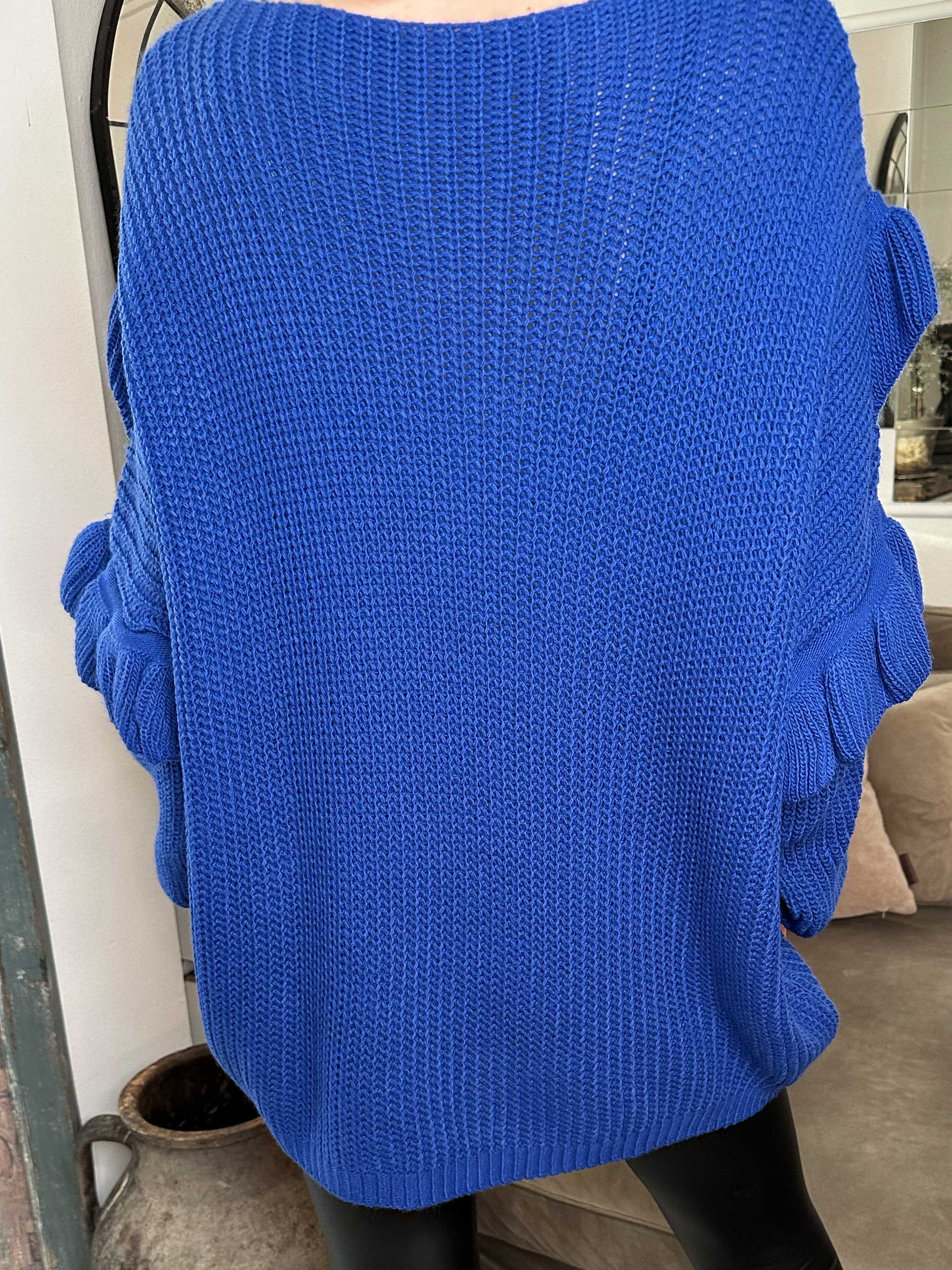 Ellis - Snygg stickad tröja med fina volangdetaljer